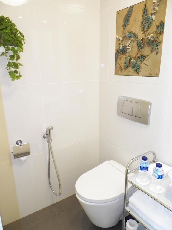 Bumi Semilir Art And Boutique Hotel Cihanjuang Szoba fotó