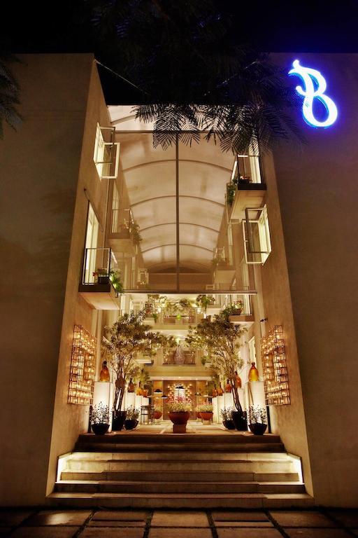 Bumi Semilir Art And Boutique Hotel Cihanjuang Kültér fotó
